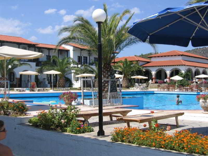 Assa Maris Hotel Chalkidiki Bagian luar foto