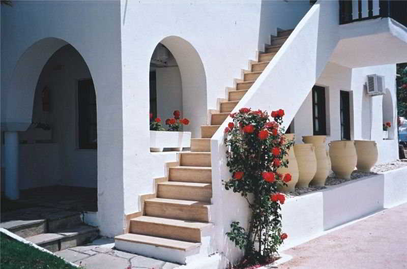 Assa Maris Hotel Chalkidiki Bagian luar foto
